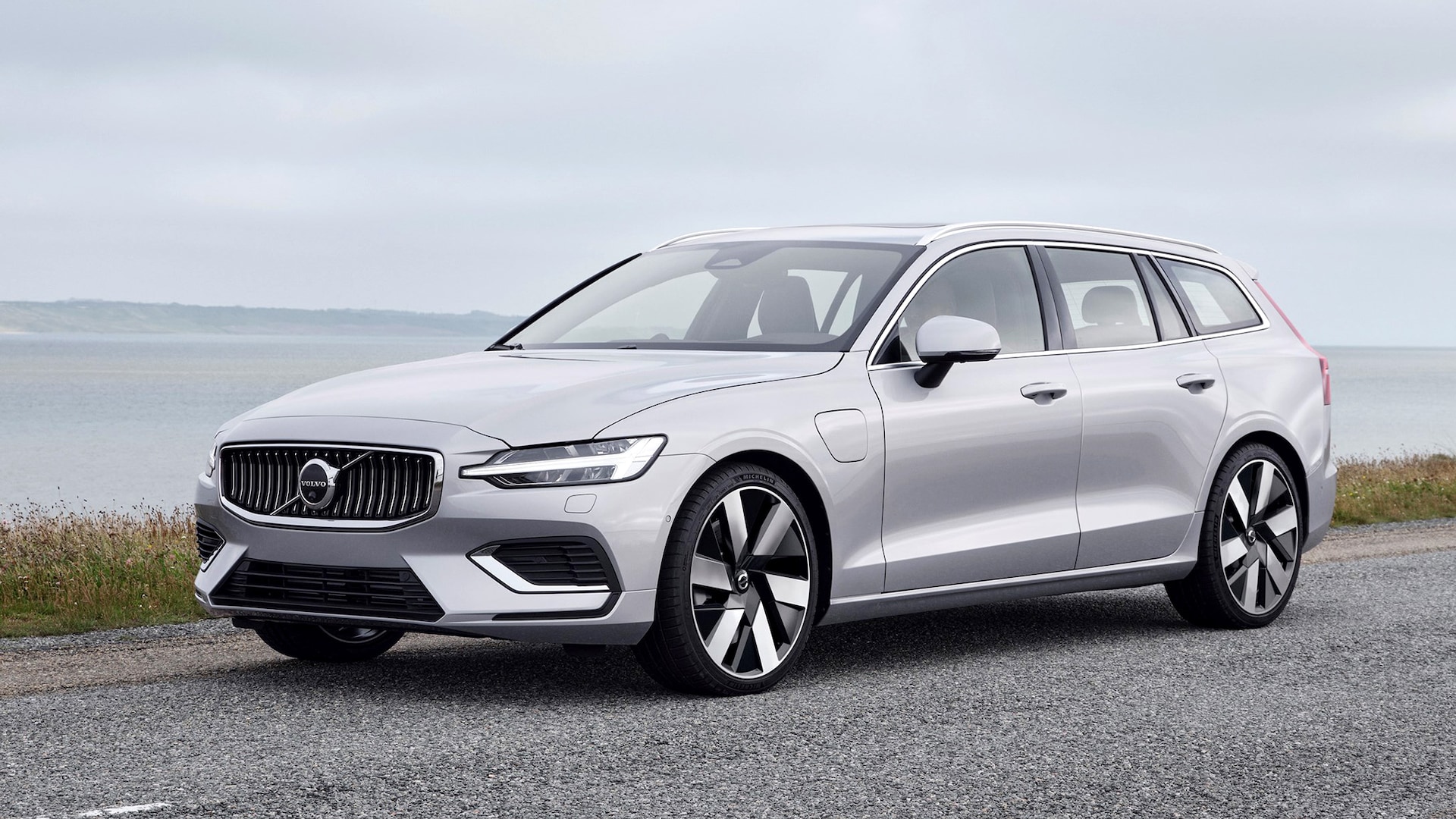 2023 Volvo V60 Prices, Reviews, and Photos - MotorTrend