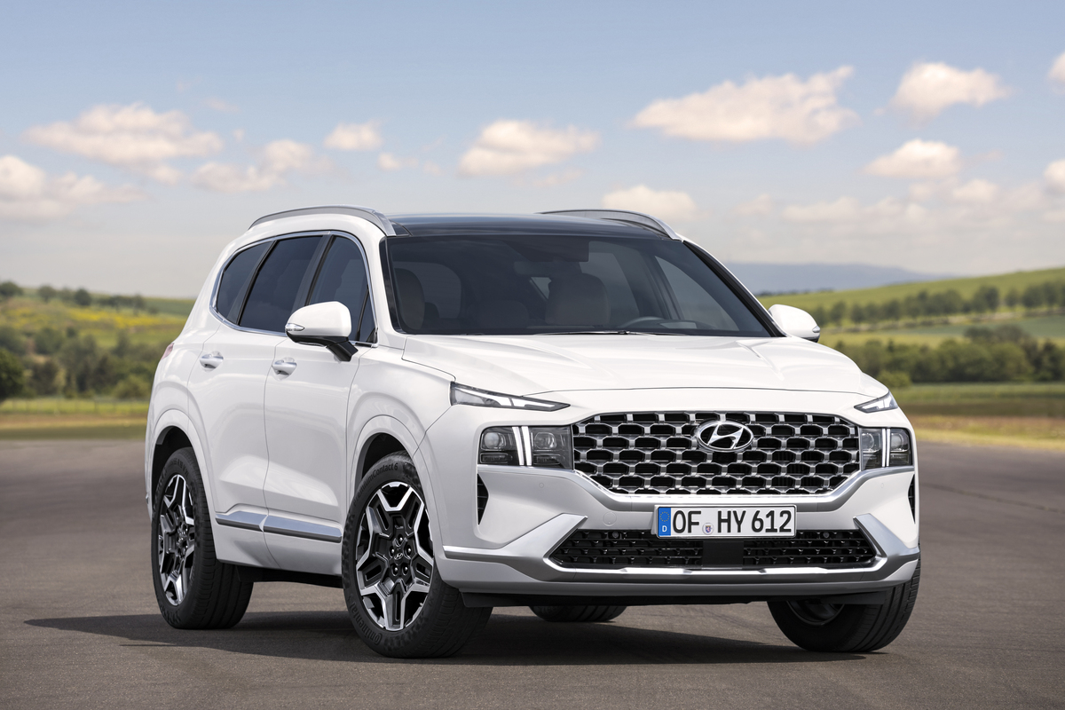 New Hyundai Santa Fe goes on sale with hybrid and PHEV powertrains |  Manufacturer