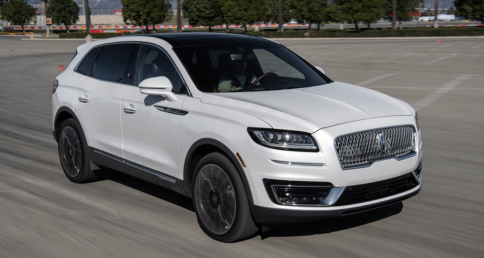 2019 Lincoln Nautilus 2.7T AWD First Test: MKX Dresses Up