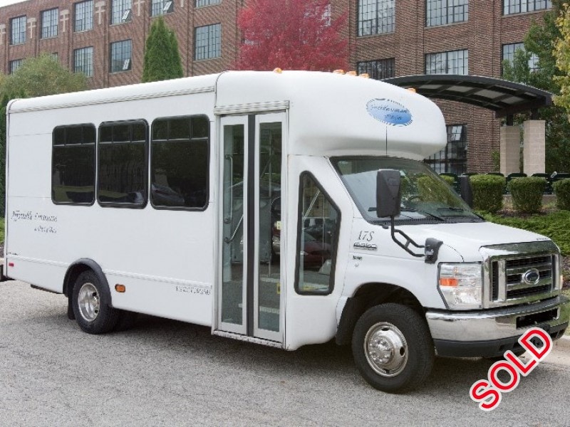 Used 2011 Ford E-350 Mini Bus Shuttle / Tour Starcraft Bus - Wyoming,  Michigan - $11,900 - Limo For Sale