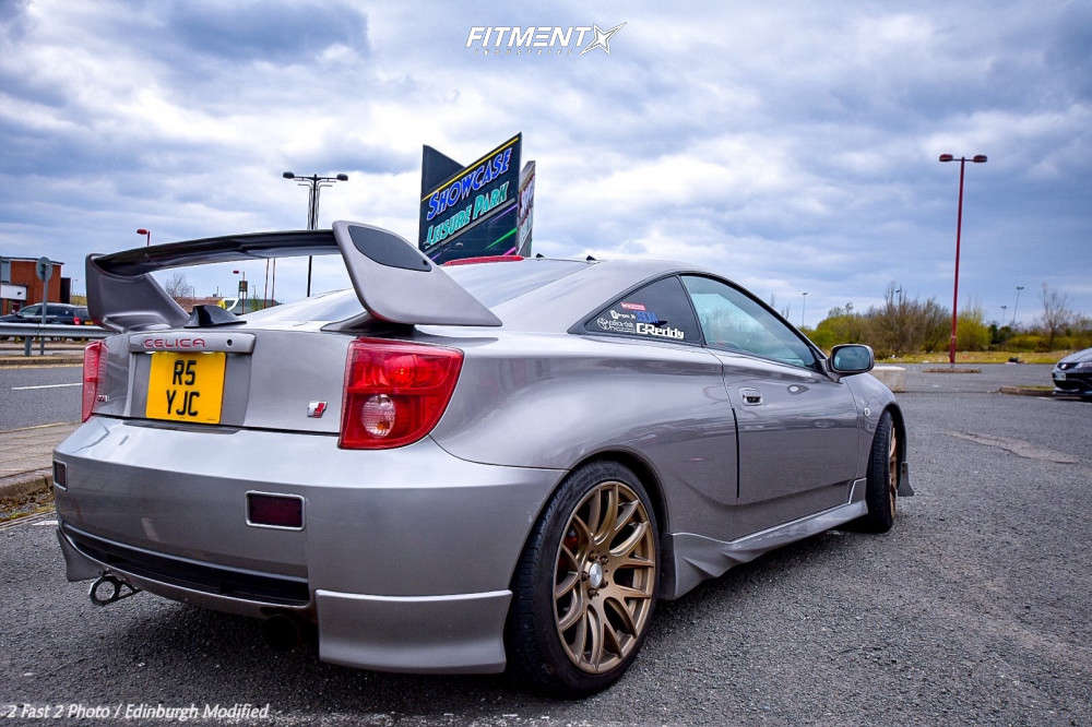 2005 Toyota Celica GTS with 18x8.5 3SDM 0.01 and Michelin 225x40 on  Lowering Springs | 740243 | Fitment Industries