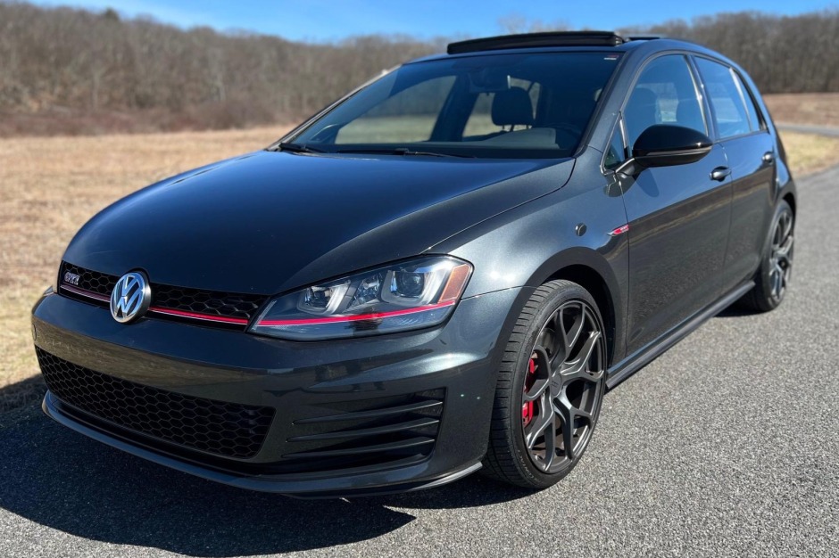 No Reserve: 2017 Volkswagen Golf GTI 6-Speed for sale on BaT Auctions -  sold for $27,000 on April 26, 2022 (Lot #71,620) | Bring a Trailer