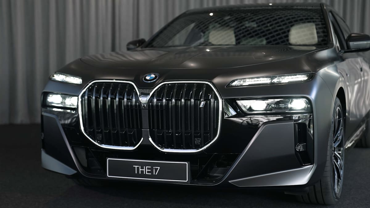 2023 BMW 7 Series price and specs: 740i and i7 to join local line-up –  UPDATE: Video - Drive