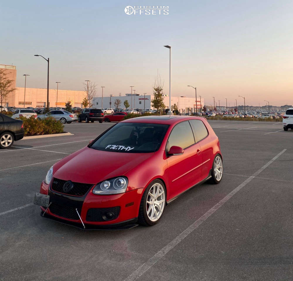 2007 Volkswagen GTI with 18x8 35 Fast Wheels Fc04 and 225/45R18 Michelin  Pilot Sport 4 S and Coilovers | Custom Offsets