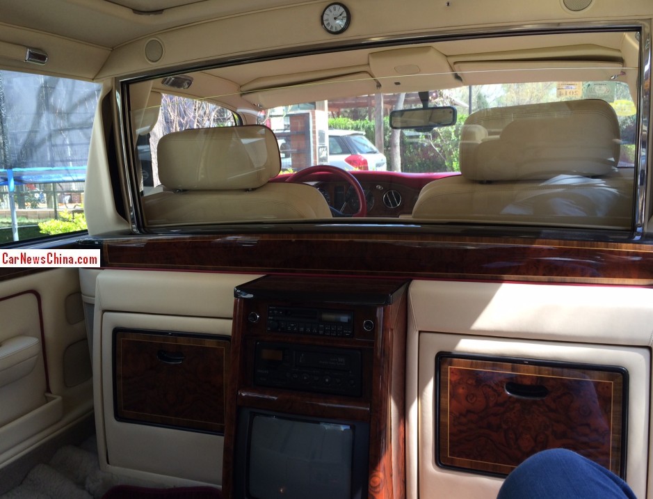 Spotted in China: Rolls-Royce Silver Spur III Mulliner Park Ward Limousine