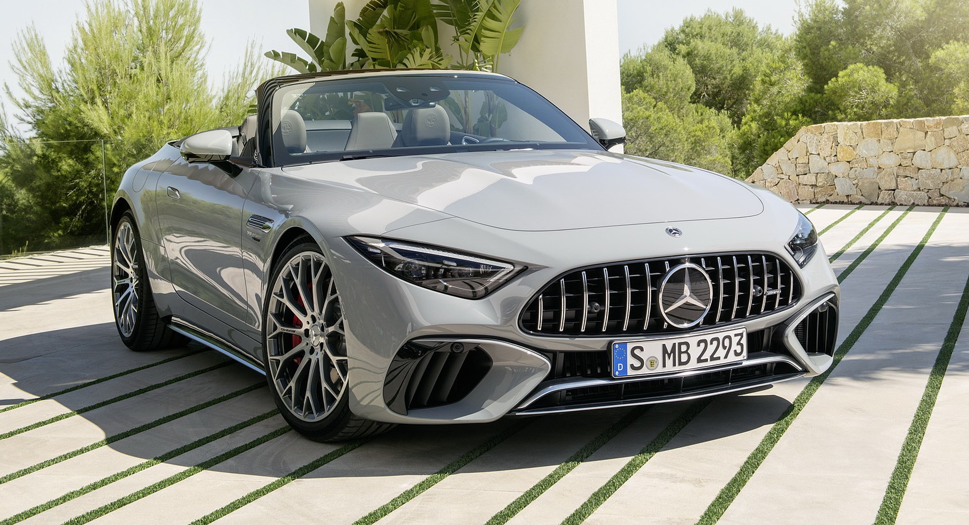 Mercedes-AMG Plots Entry-Level SL 43 With 2.0-liter Four-Cylinder Engine |  Carscoops