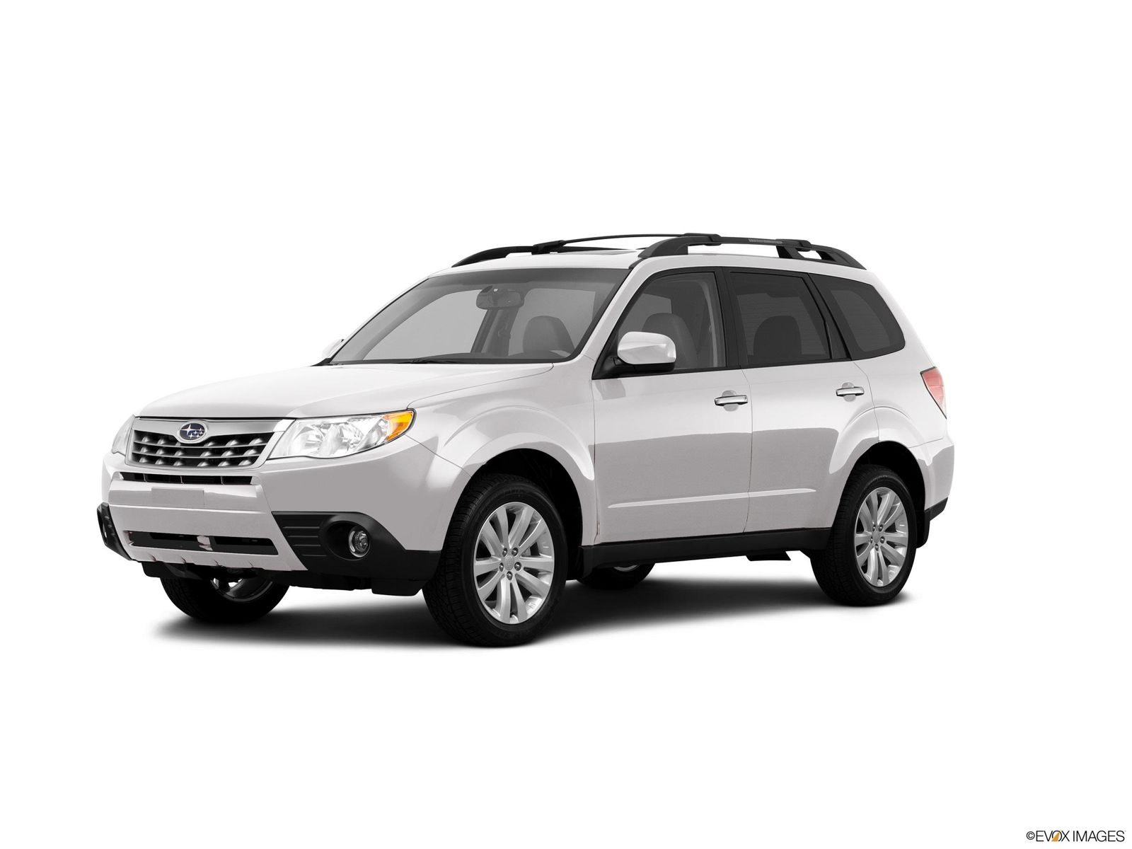 2013 Subaru Forester Research, Photos, Specs and Expertise | CarMax