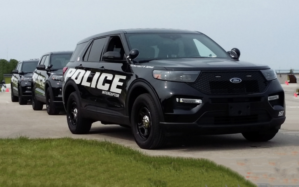 2020 Ford Police Interceptor The Daily Drive | Consumer Guide®