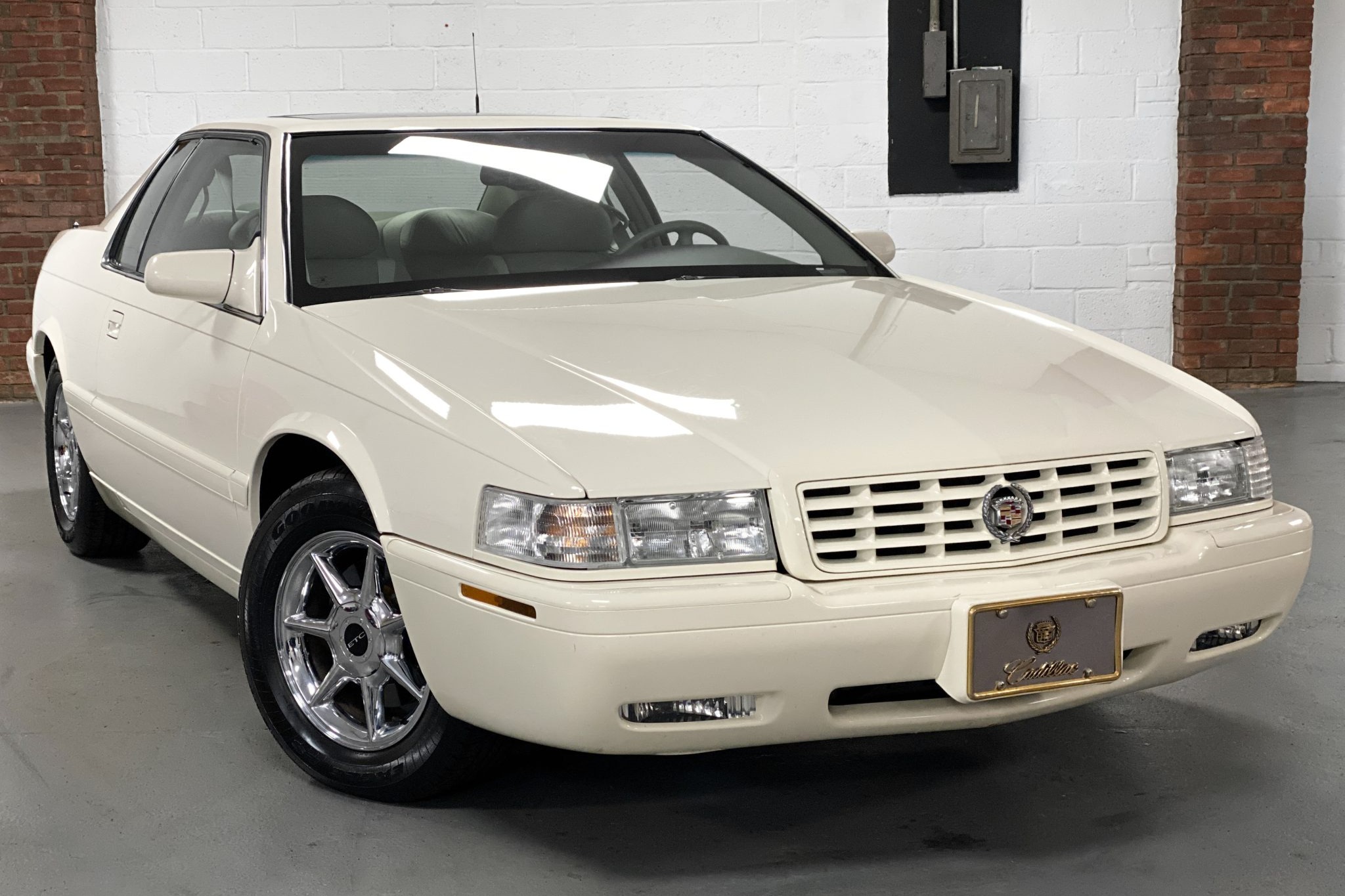 2,900-Mile 2002 Cadillac Eldorado ETC Collector Series for sale on BaT  Auctions - closed on April 9, 2022 (Lot #70,148) | Bring a Trailer