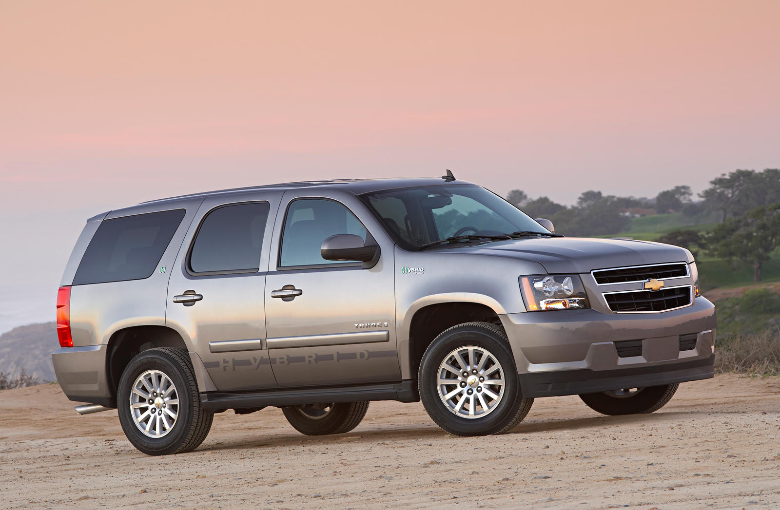 2008 Chevrolet Tahoe Hybrid: Review, Trims, Specs, Price, New Interior  Features, Exterior Design, and Specifications | CarBuzz
