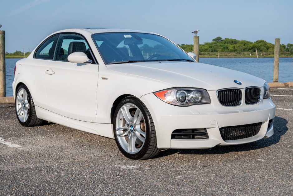 2009 BMW 135i 6-Speed for sale on BaT Auctions - sold for $28,250 on  October 16, 2021 (Lot #57,469) | Bring a Trailer