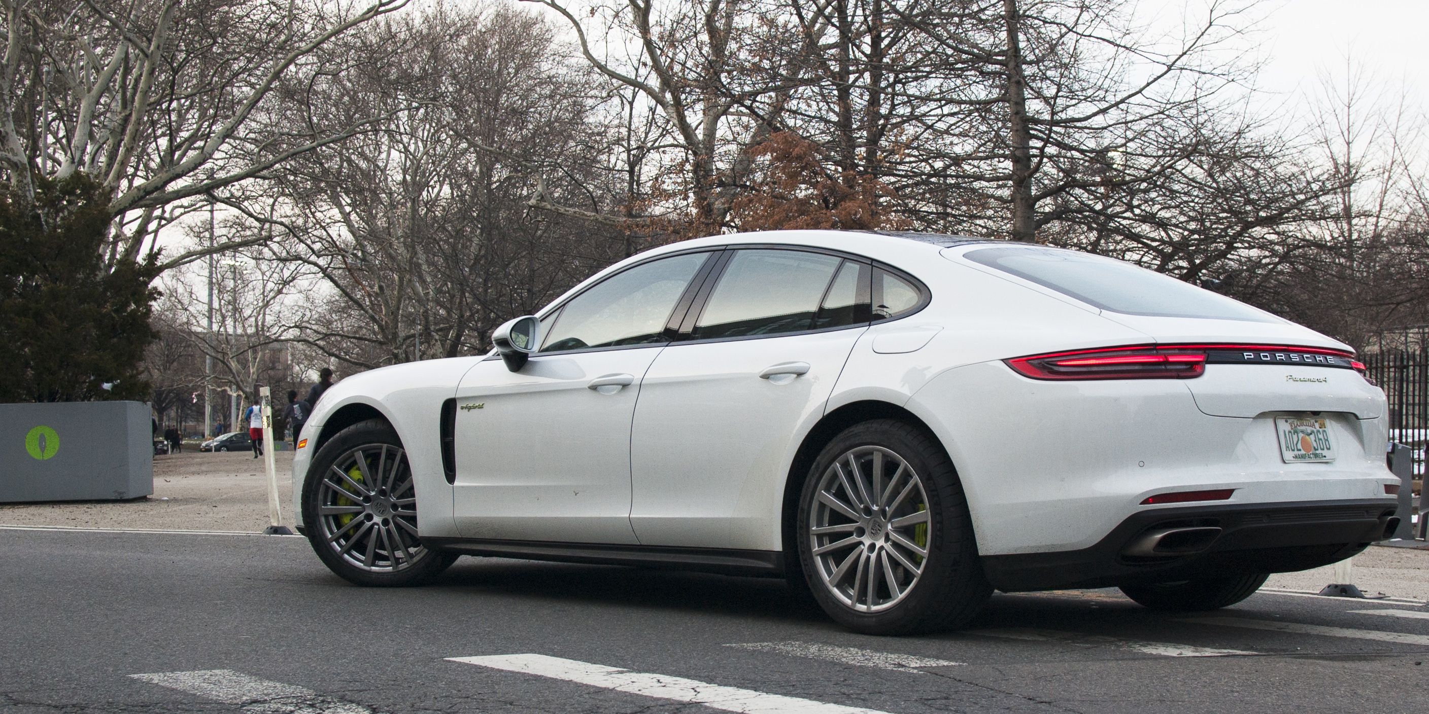 The 2018 Porsche Panamera 4 E-Hybrid Is a Car of the Moment