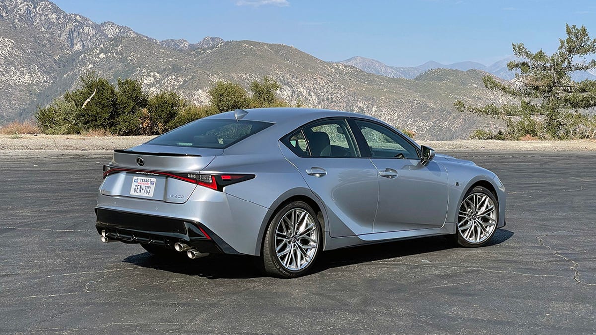2022 Lexus IS 500 offers V8 power for $57,575 - CNET
