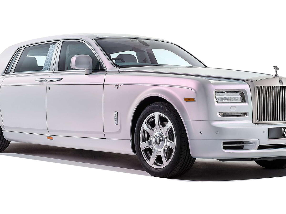 Discontinued Rolls-Royce Phantom [2016-2015] - Images, Colors & Reviews -  CarWale