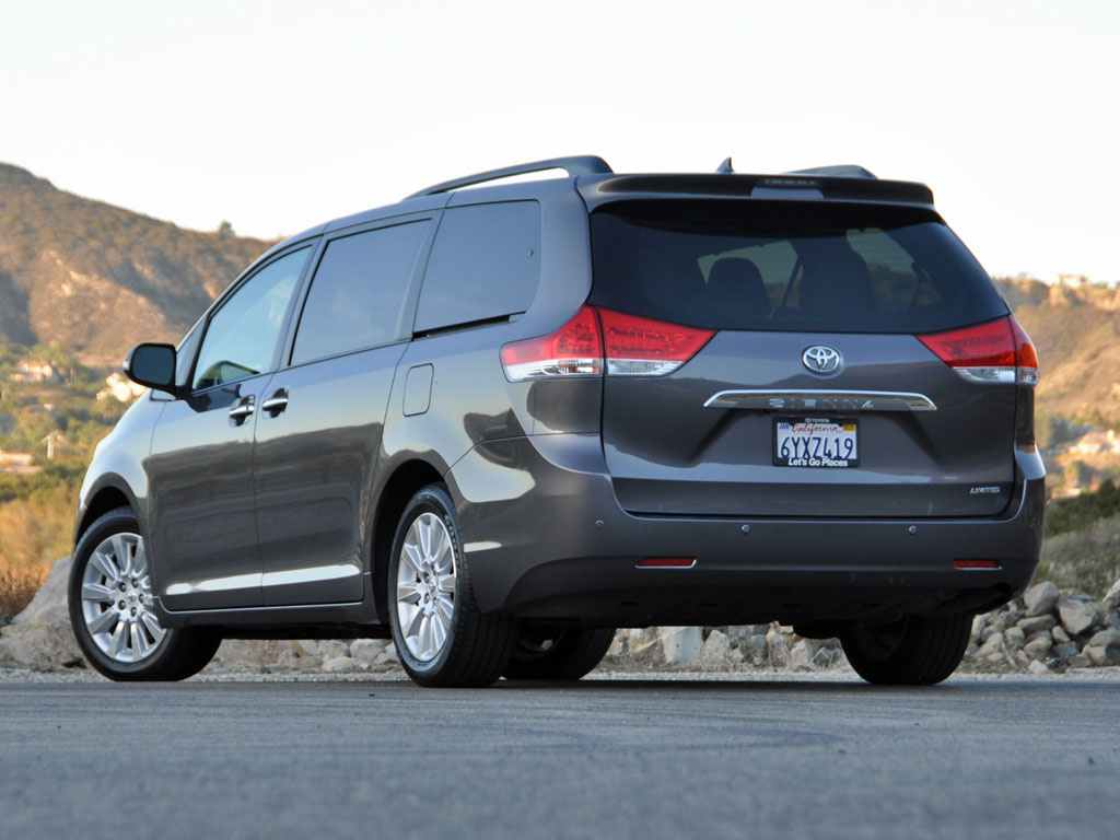2014 Toyota Sienna: Prices, Reviews & Pictures - CarGurus