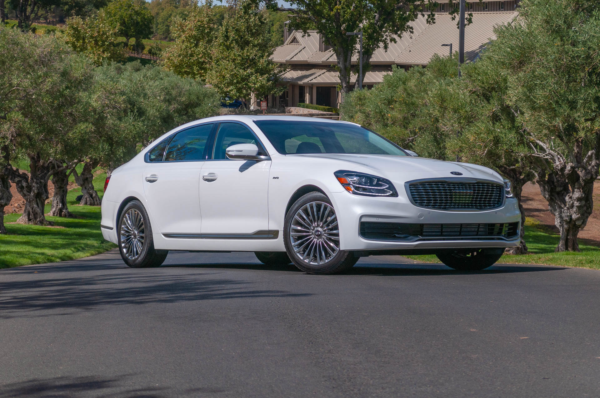 2019 Kia K900 first drive review: Tighter and more European