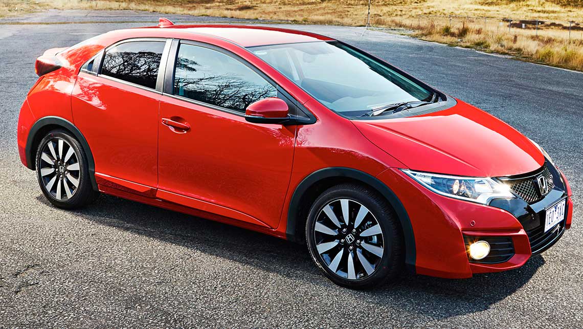 Honda Civic Hatch 2015 review | CarsGuide