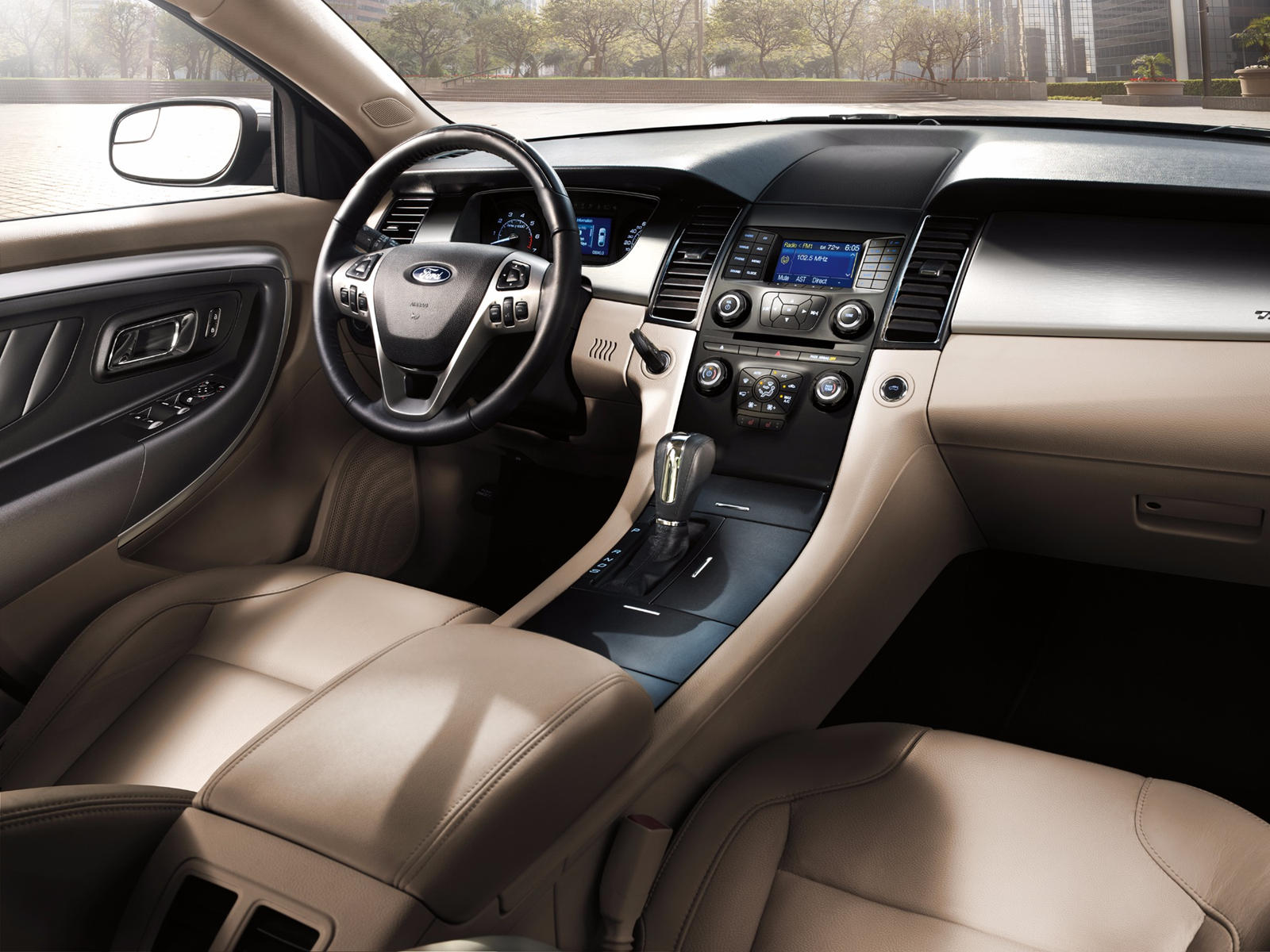 2013 Ford Taurus Interior Photos | CarBuzz