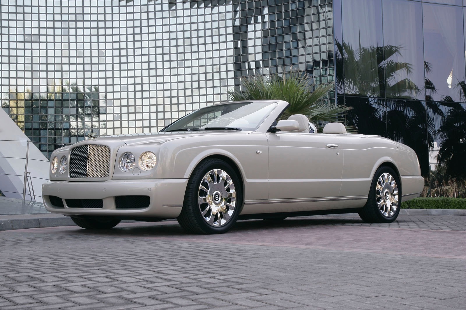 2007 Bentley Azure Review & Ratings | Edmunds