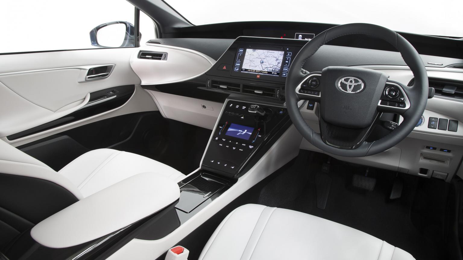Toyota Mirai (2015-2020) Review 2023 | Top Gear