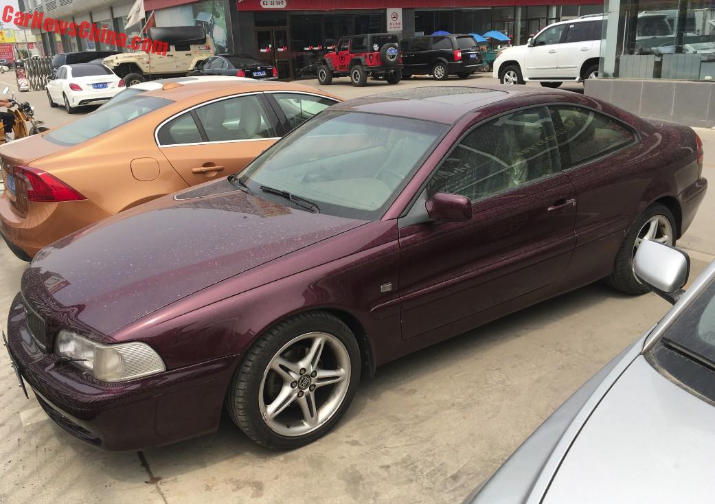 Spotted In China: First Generation Volvo C70 Coupe