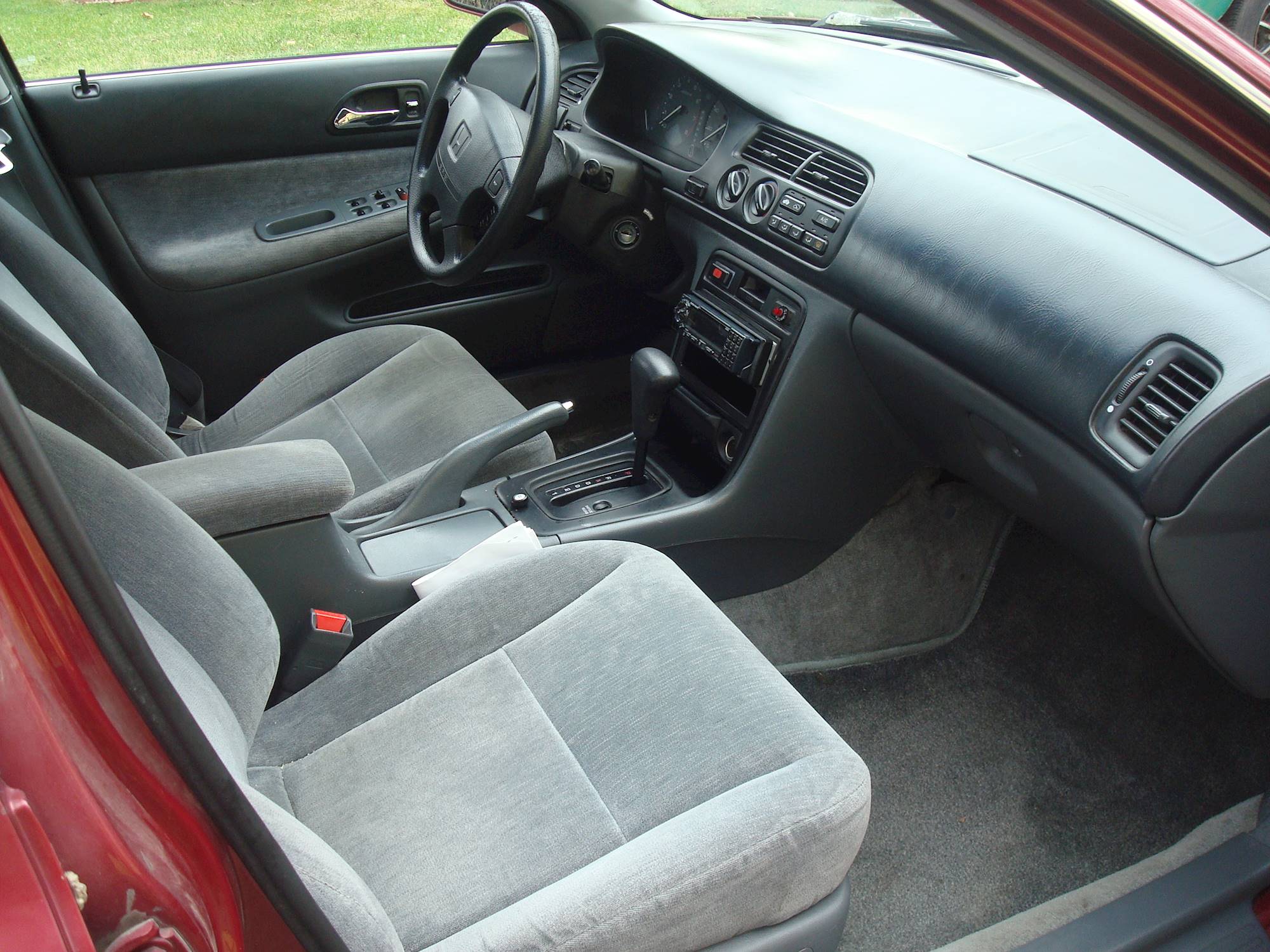 1999 Honda Accord Coupe 2-Door Coupe LX Manual