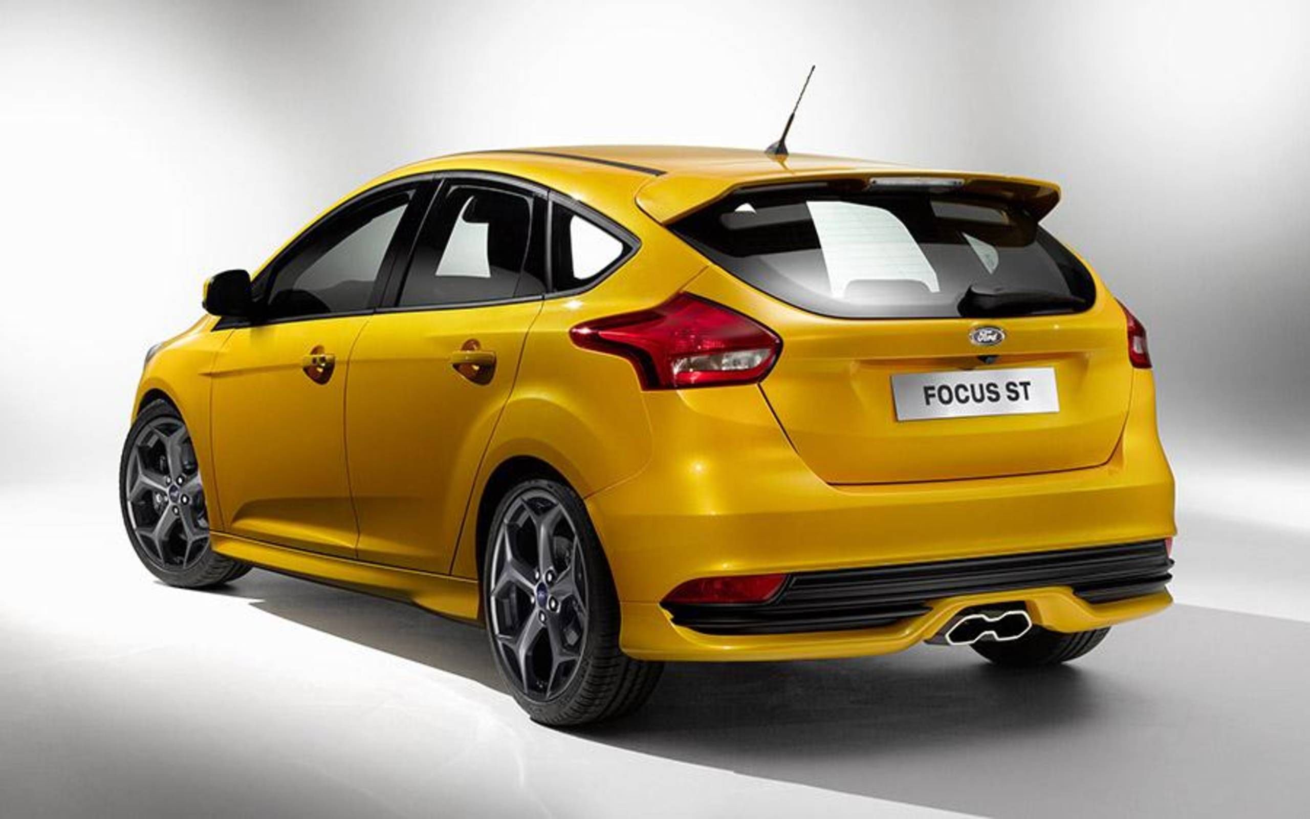 Meet the 2015 Ford Focus ST