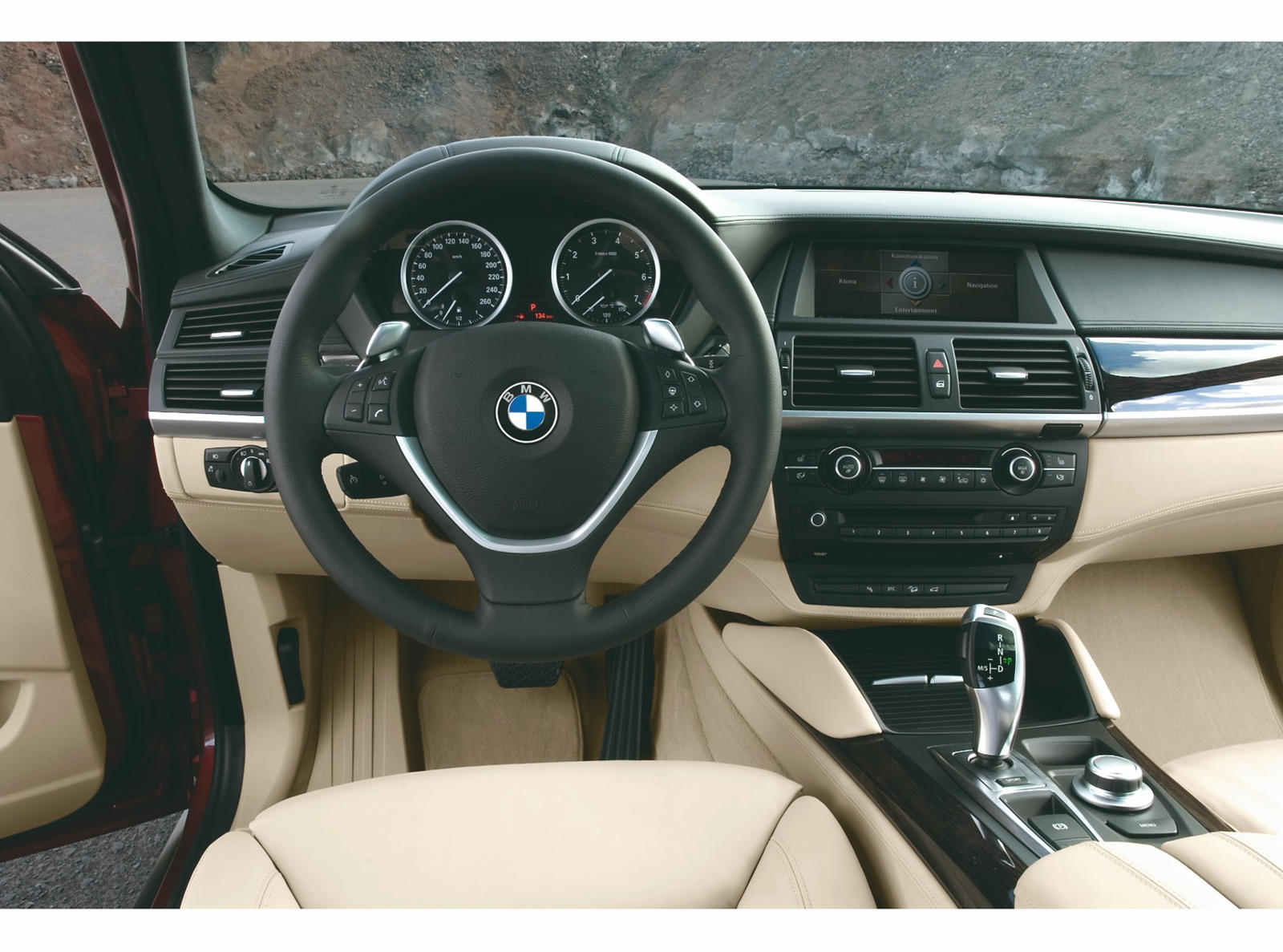 2012 BMW X6 Interior Photos | CarBuzz