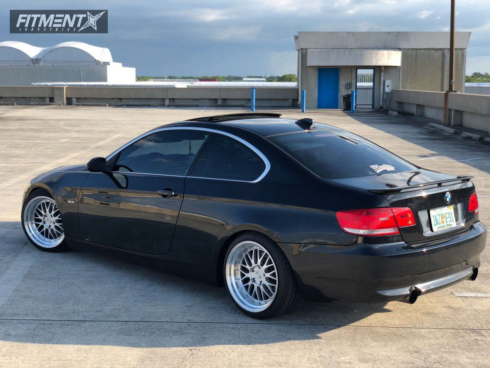 2008 BMW 335i with 18x9.5 ESR Sr05 and Antares 235x30 on Coilovers | 388890  | Fitment Industries