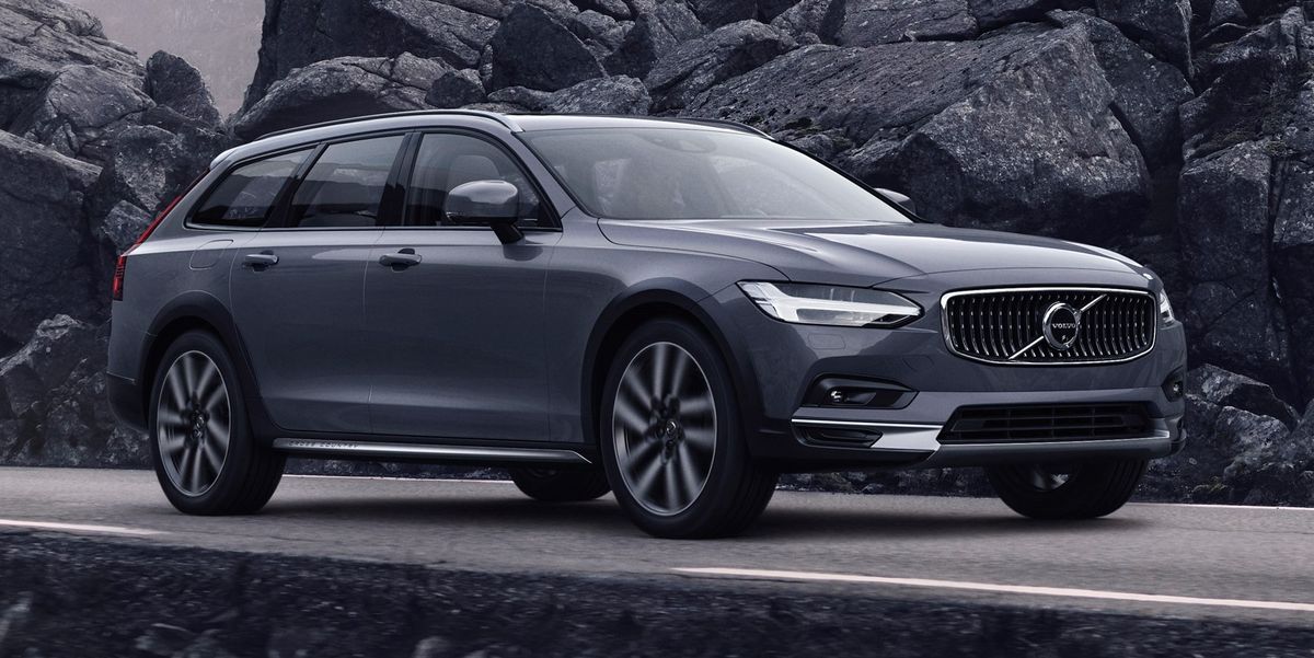 2023 Volvo V90 Cross Country Review, Pricing, and Specs