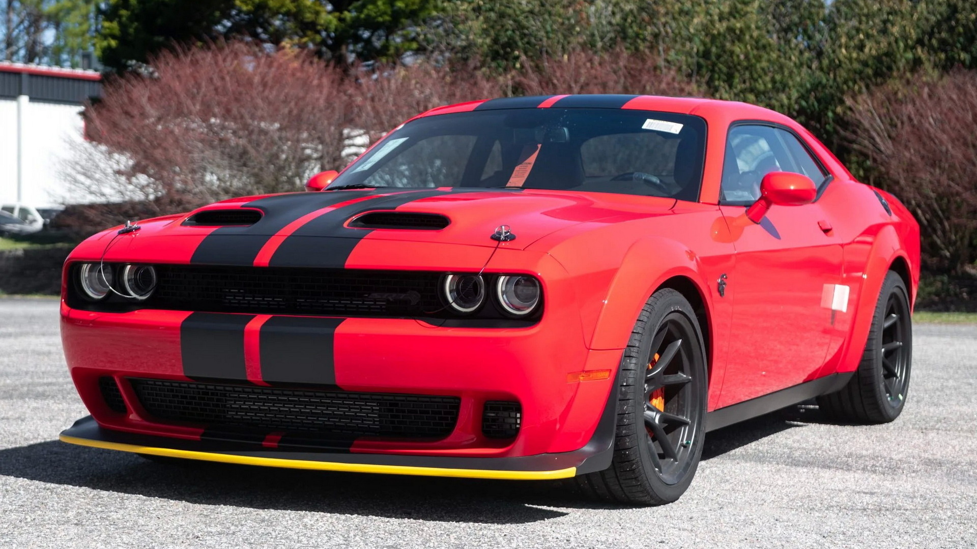 $105,000 Bid Placed On 17-Mile 2022 Dodge Challenger SRT Jailbreak With  Days To Spare | Carscoops