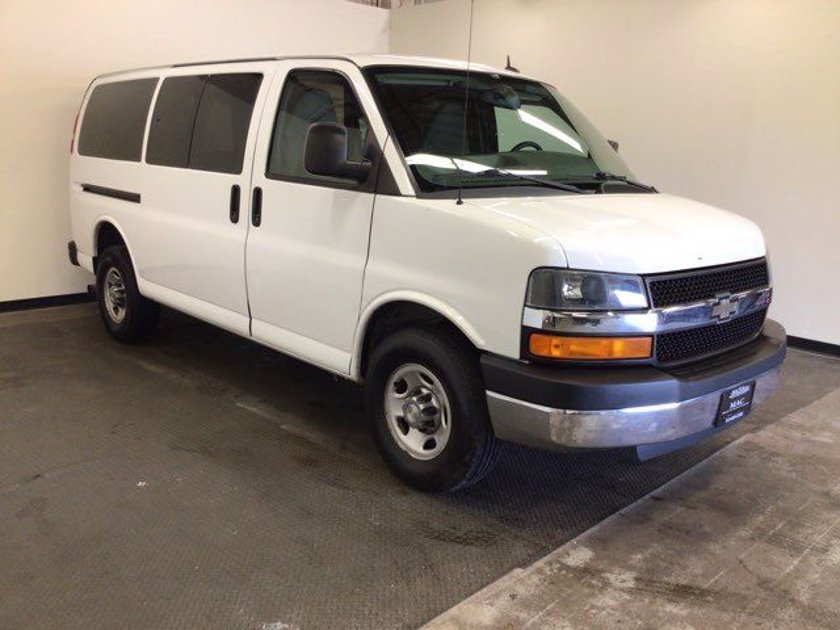 Used 2015 Chevrolet Express 3500 for Sale Near Me in Mount Orab, OH -  Autotrader