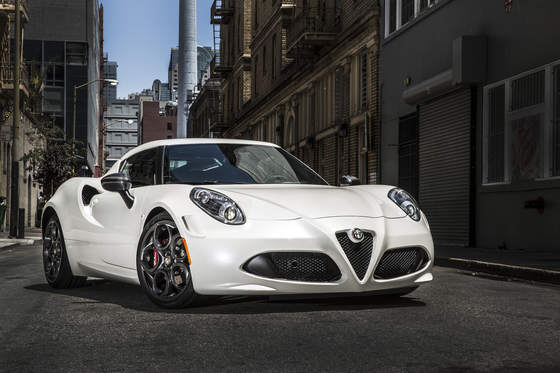 2015 Alfa Romeo 4C: Motor Authority's Best Car To Buy 2015