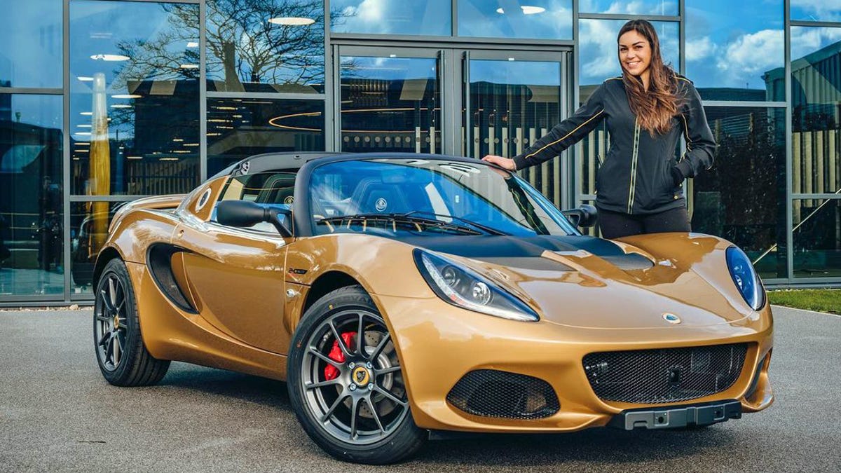 The Final Lotus Elise Went to Its Namesake, Elisa Artioli - CNET