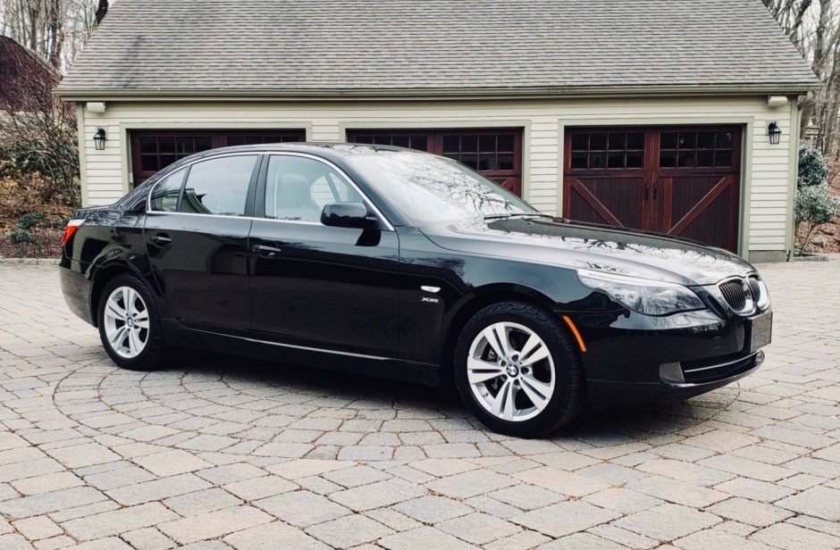 No Reserve: 2010 BMW 528xi 6-Speed for sale on BaT Auctions - sold for  $12,345 on February 21, 2019 (Lot #16,517) | Bring a Trailer