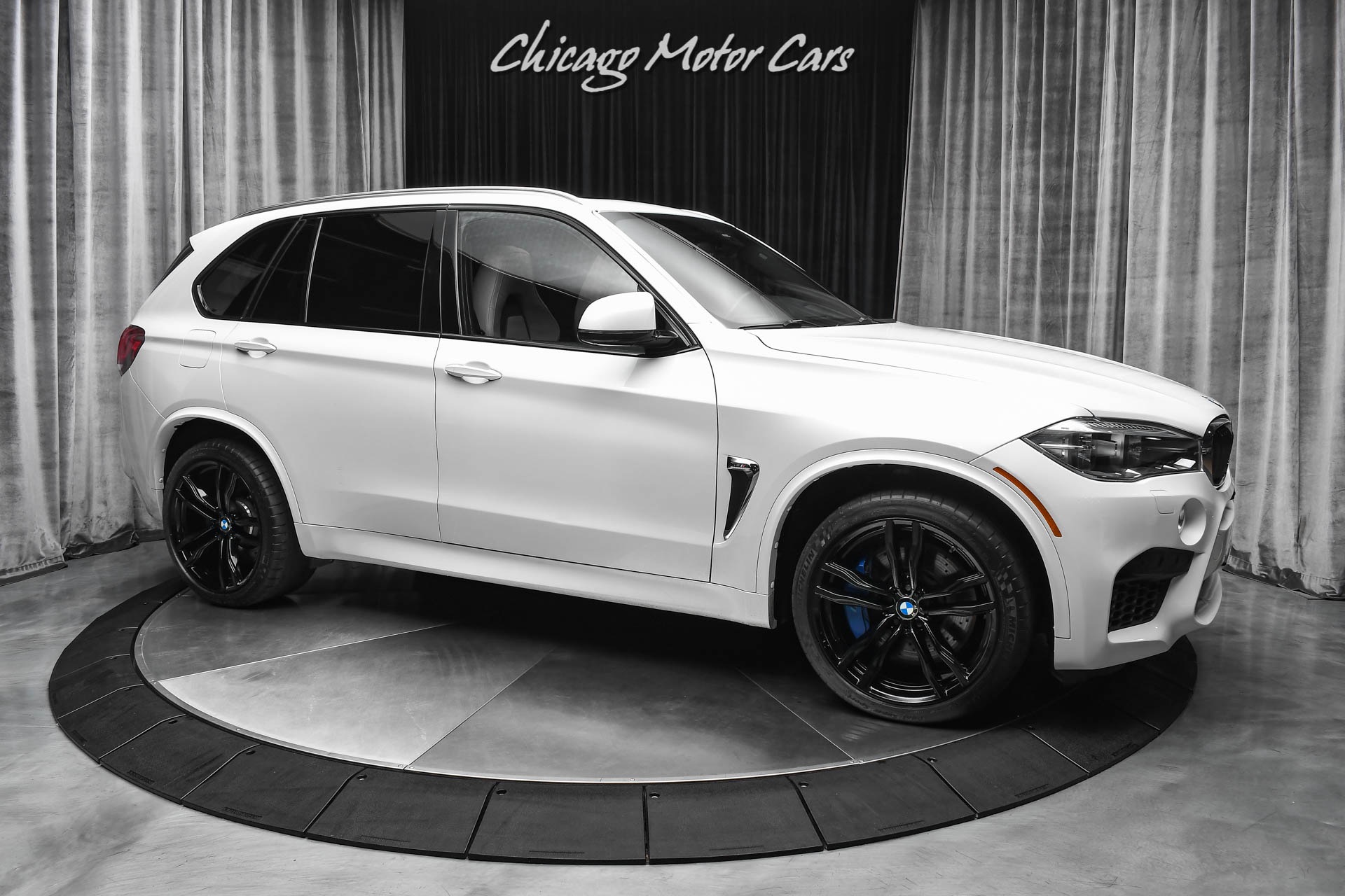 Used 2016 BMW X5M $106k+MSRP! Executive Package! Beige Leather! For Sale  (Special Pricing) | Chicago Motor Cars Stock #18051