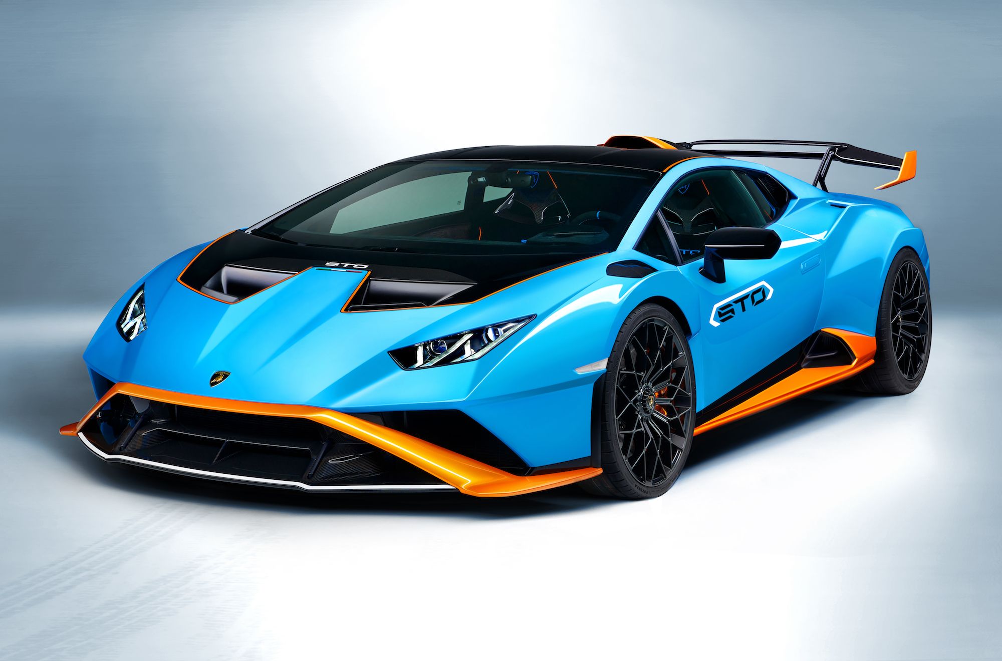 Lamborghini Huracan STO Is More Extreme Than the Performante