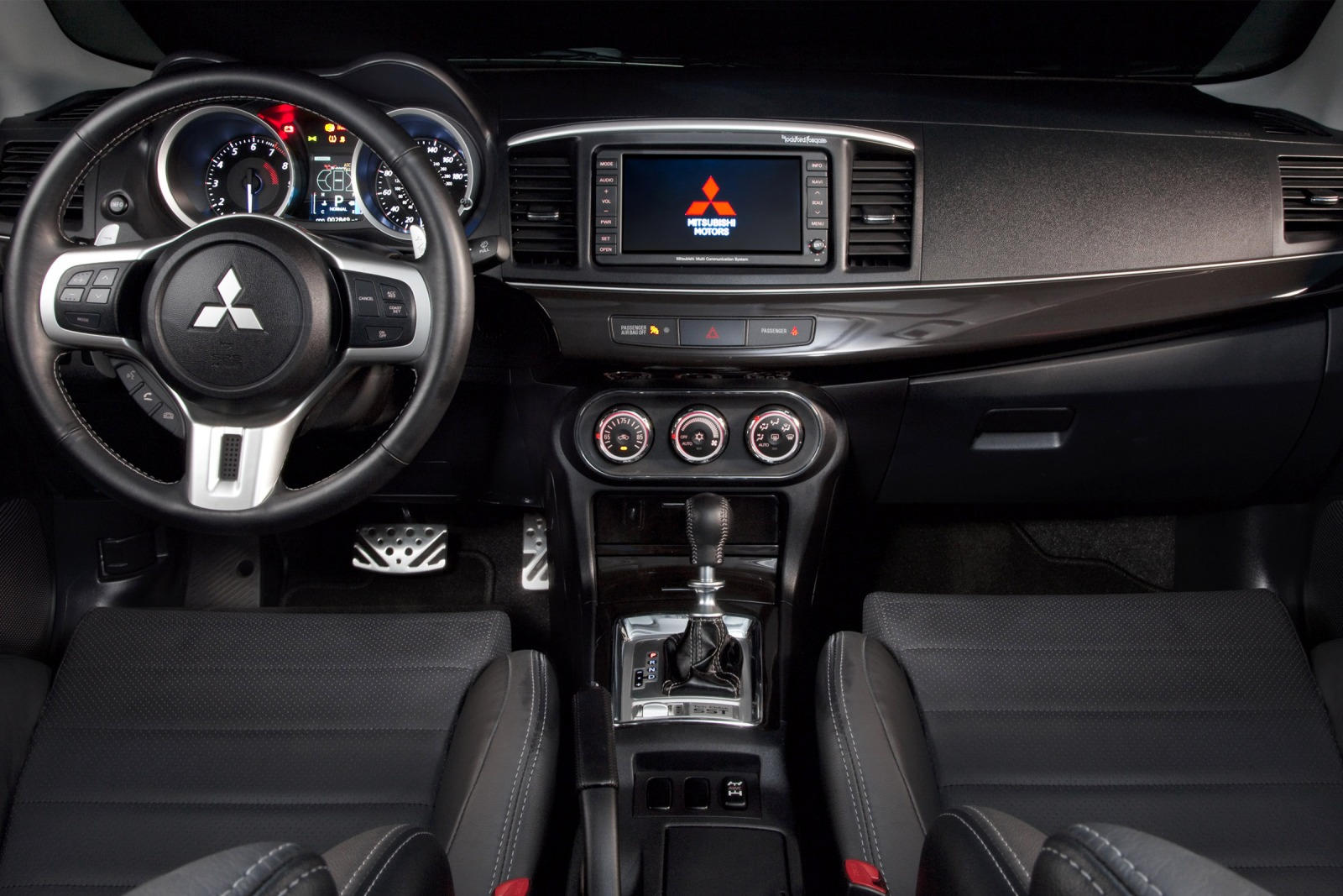 2010 Mitsubishi Lancer Evolution Interior Photos | CarBuzz
