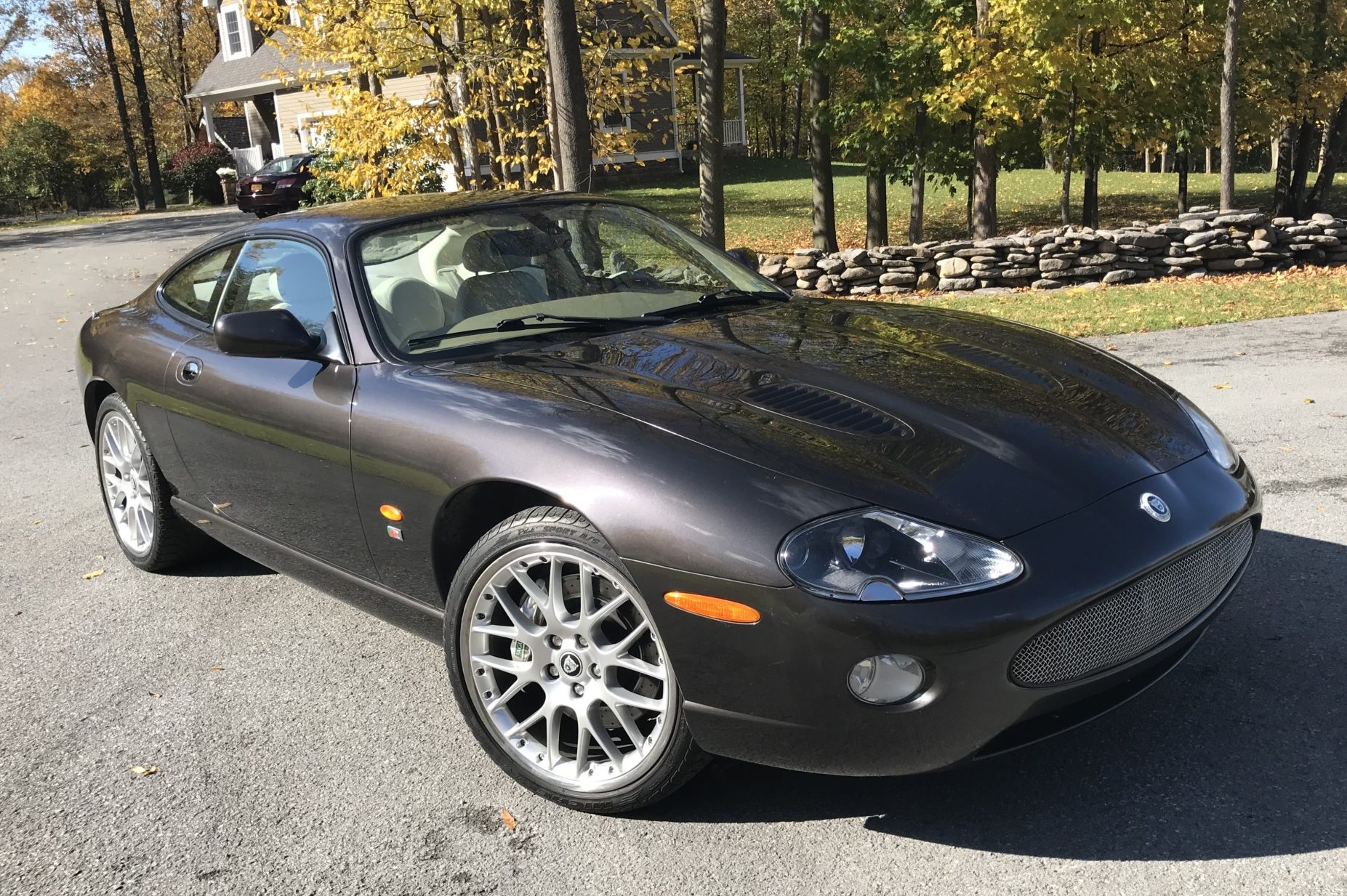 No Reserve: 2006 Jaguar XKR Coupe Victory Edition for sale on BaT Auctions  - sold for $16,100 on November 12, 2019 (Lot #25,049) | Bring a Trailer