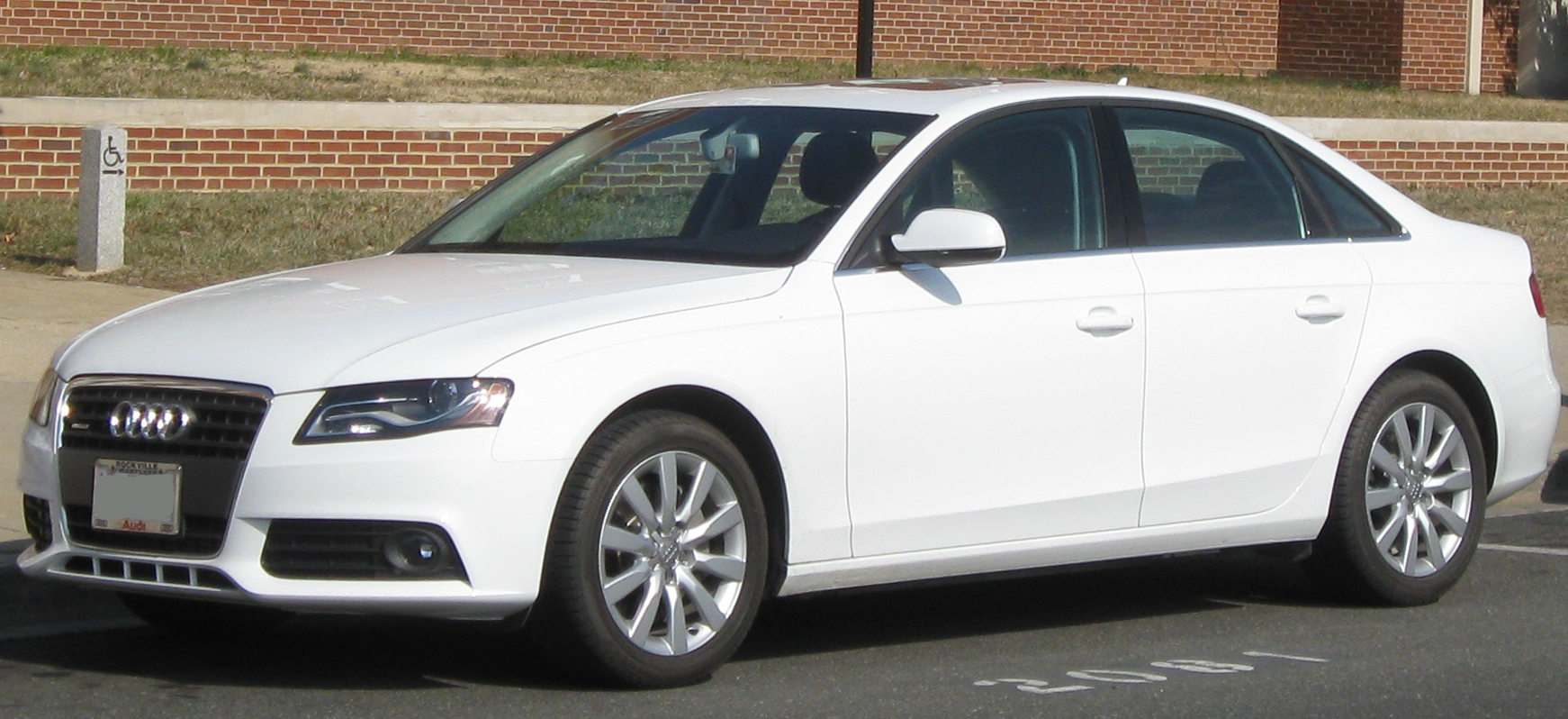 File:Audi A4 sedan -- 02-18-2011.jpg - Wikimedia Commons