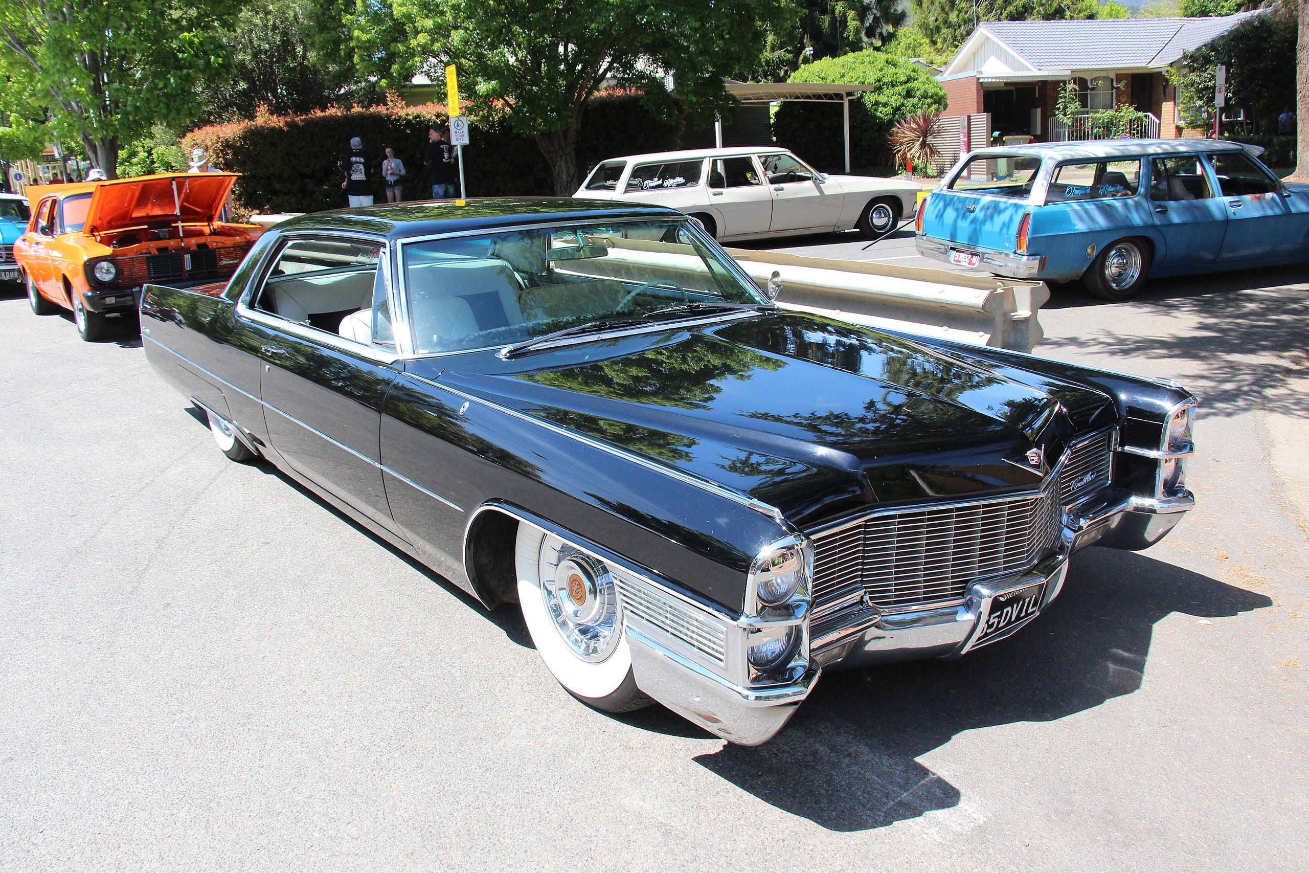 File:1965 Cadillac Coupe deVille (38474405302).jpg - Wikimedia Commons