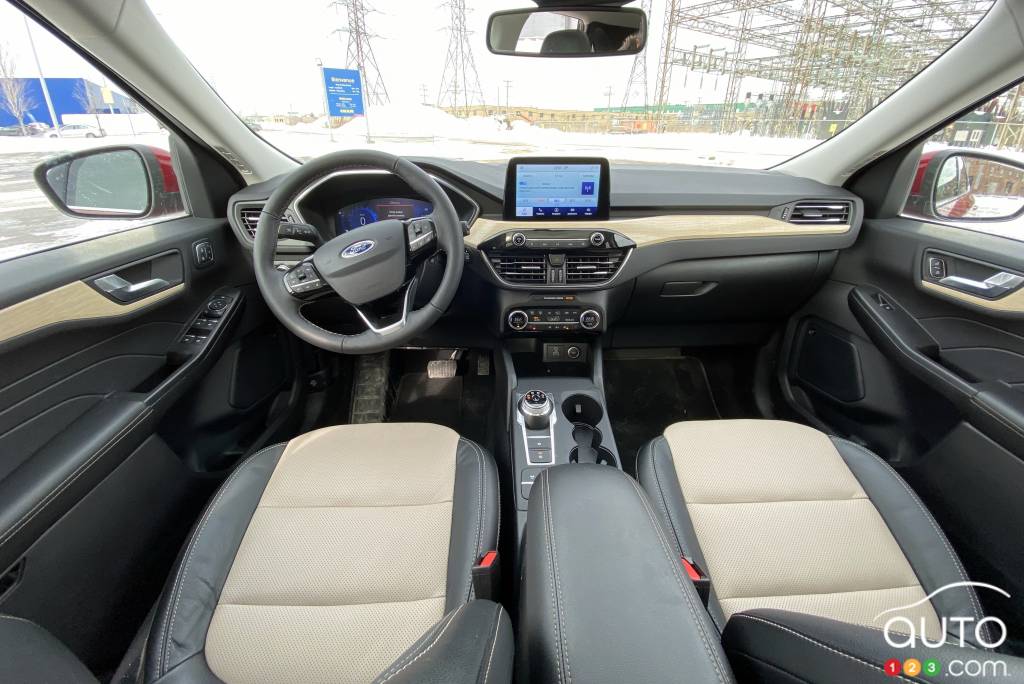 2022 Ford Escape PHEV review | Car Reviews | Auto123
