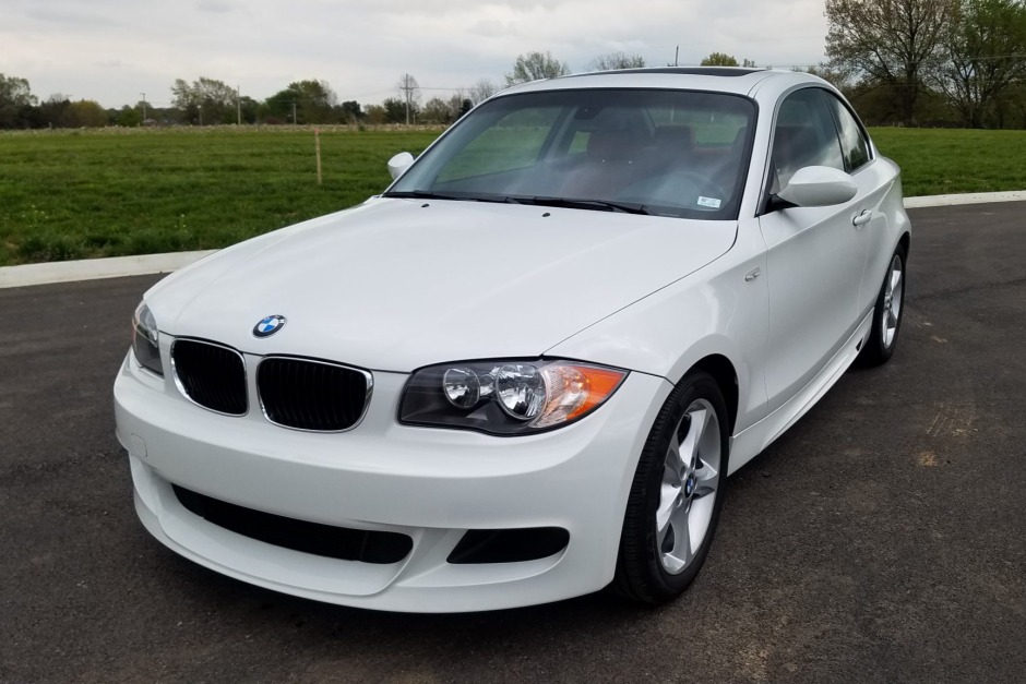 No Reserve: 13k-Mile 2009 BMW 128i 6-Speed for sale on BaT Auctions - sold  for $21,250 on May 17, 2021 (Lot #48,085) | Bring a Trailer