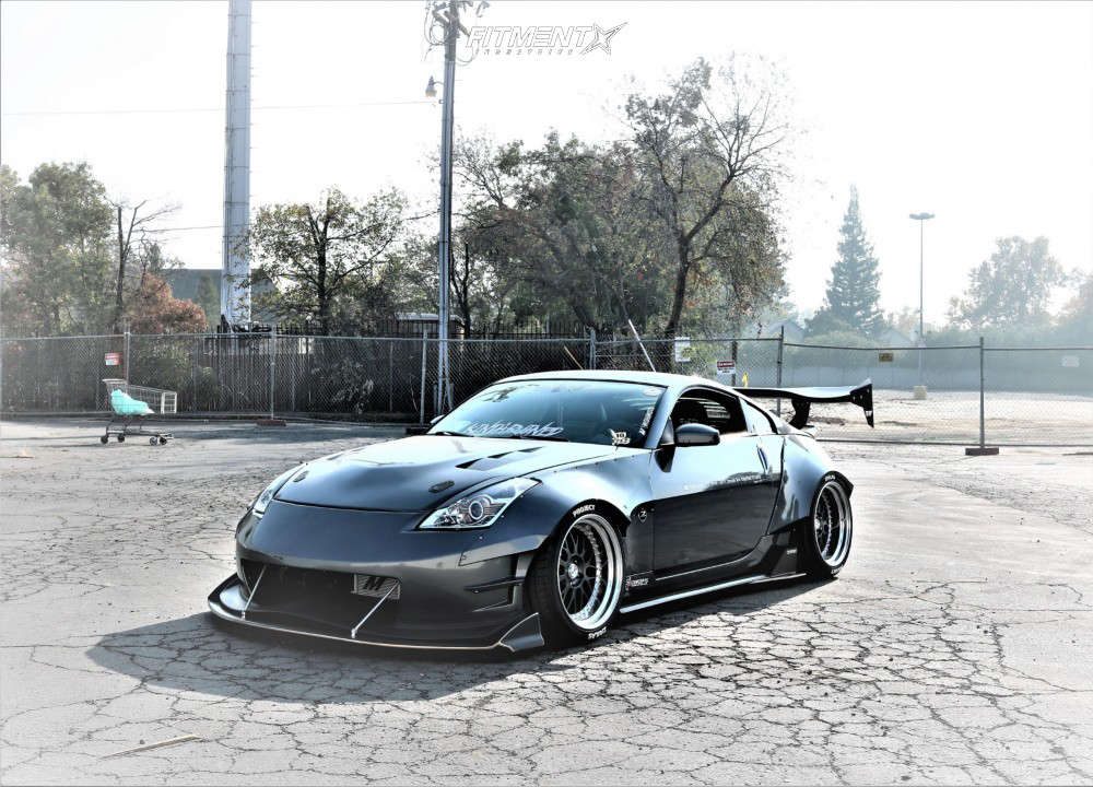 2007 Nissan 350Z Grand Touring with 19x10 Work Meister M13p and Falken  265x35 on Air Suspension | 611027 | Fitment Industries