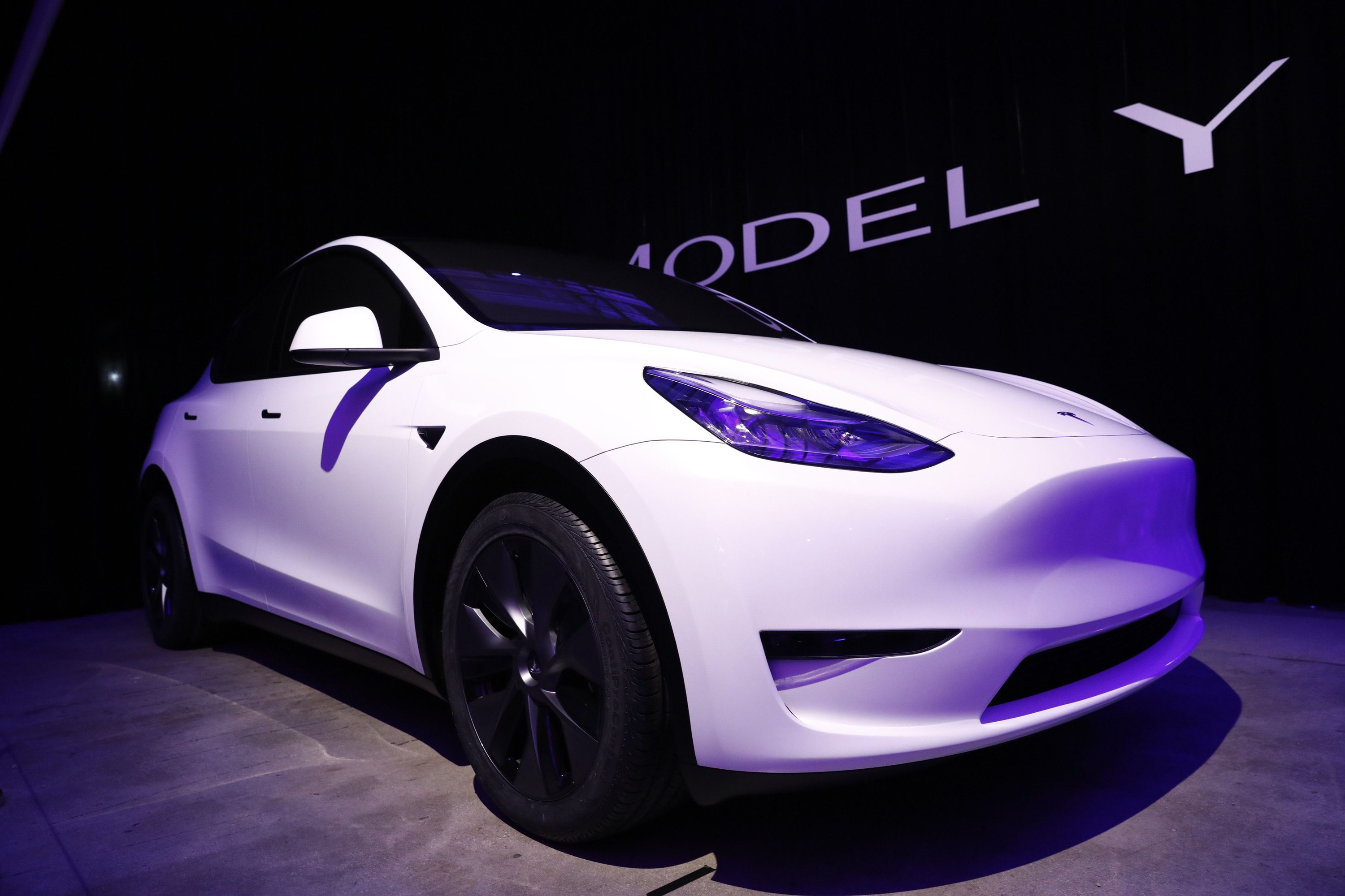 Tesla starts raising Model 3, Model Y prices again | Automotive News