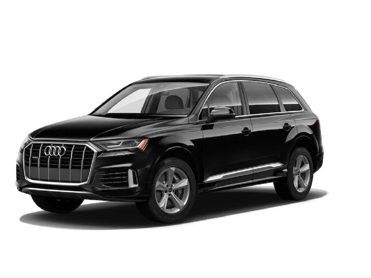 The 2021 Audi Q7 Takes On the 2021 Volvo XC90