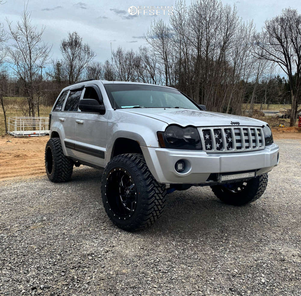2006 Jeep Grand Cherokee with 20x12 -44 RBP Glock and 33/12.5R20 Atturo  Trail Blade Mt and Suspension Lift 2.5" | Custom Offsets