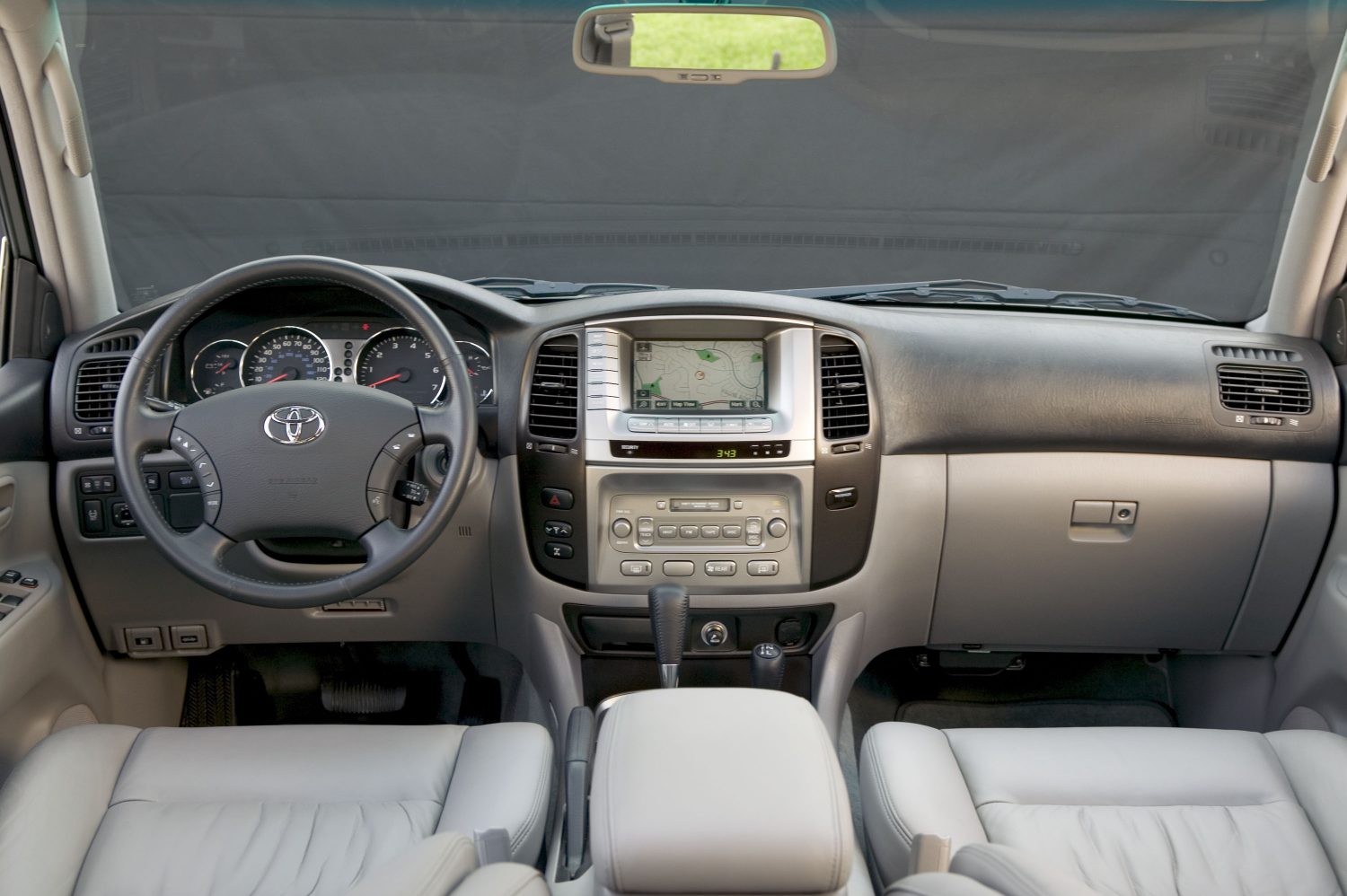 2006-2007 Toyota Land Cruiser interior 015 - Toyota USA Newsroom