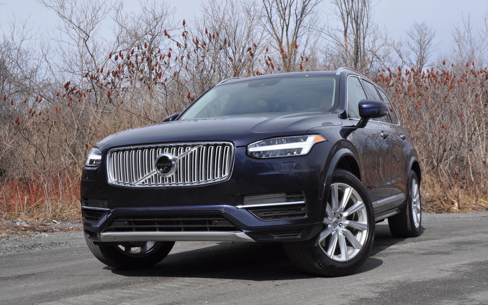 2016 Volvo XC90 T8 Inscription: Efficiency, Luxury and Performance - The  Car Guide