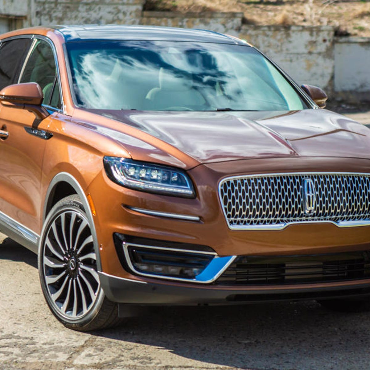 2019 Lincoln Nautilus review: A classy, comfy crossover - CNET